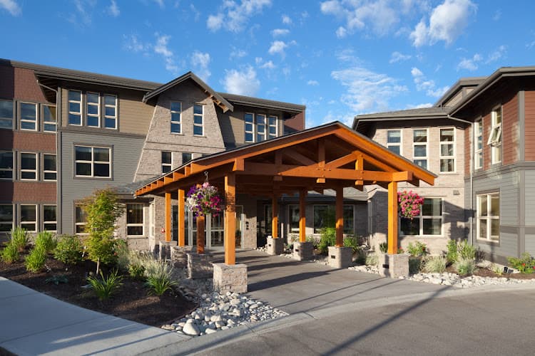 Lakeview Lodge - Photo 1