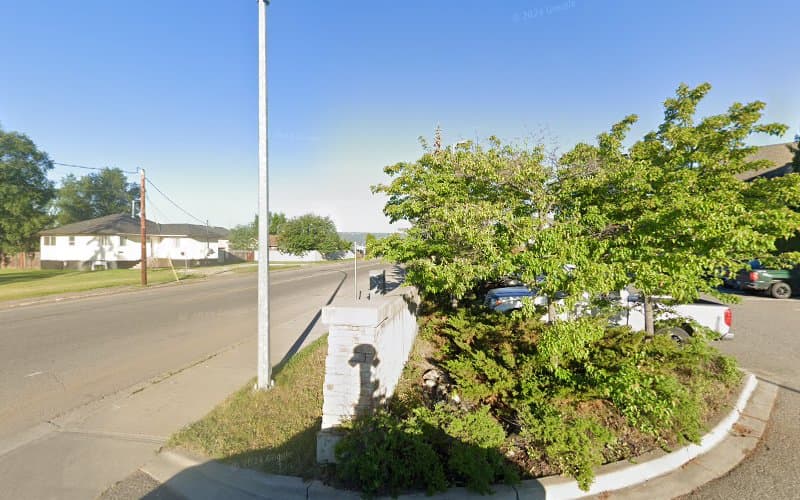 Gateway Lodge - Assisted Living - Photo 1