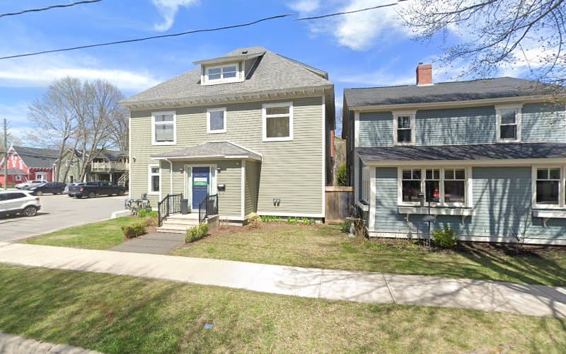 Hospice House - Photo 1