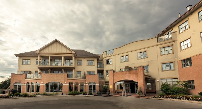 Amica Swan Lake - Photo 1