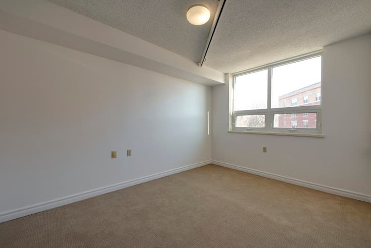 Cedarcrest Manor - Photo 1