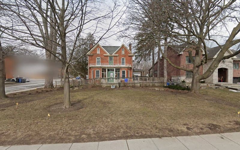 Carey House - Photo 1