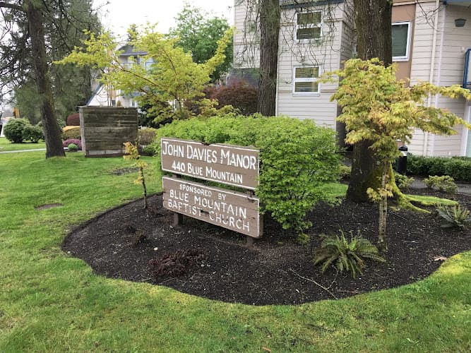 Blue Mountain Senior Housing Society - Photo 1