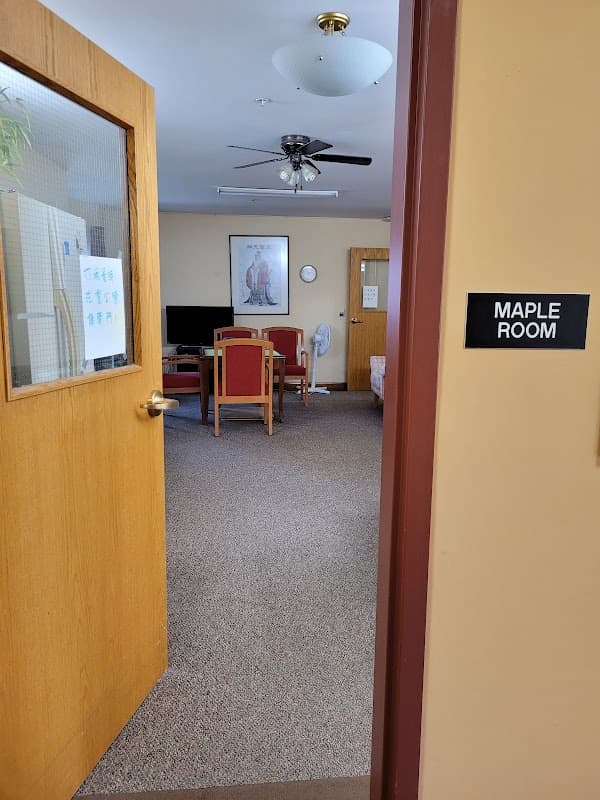 Oak Tree House Retirement Home - Photo 1