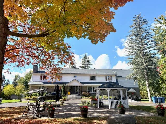 CHSLD Manoir Beaconsfield - Photo 1
