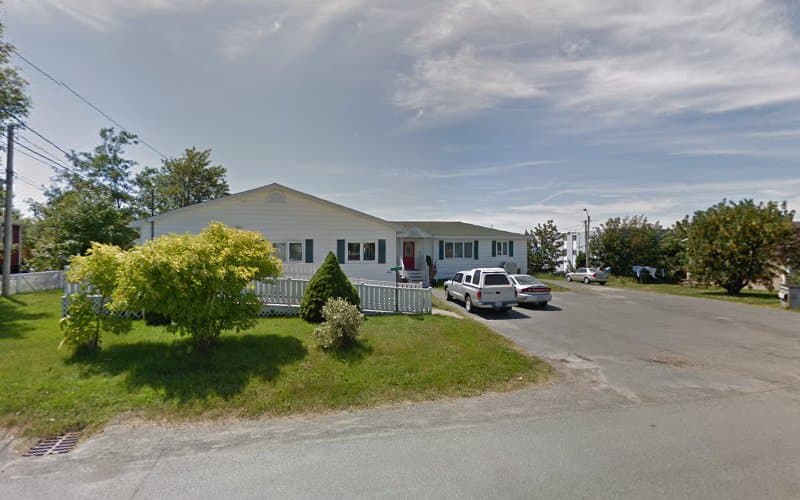 Cluney's Restwell Manor - Photo 1