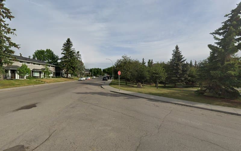 Carewest Nickle House - Photo 1