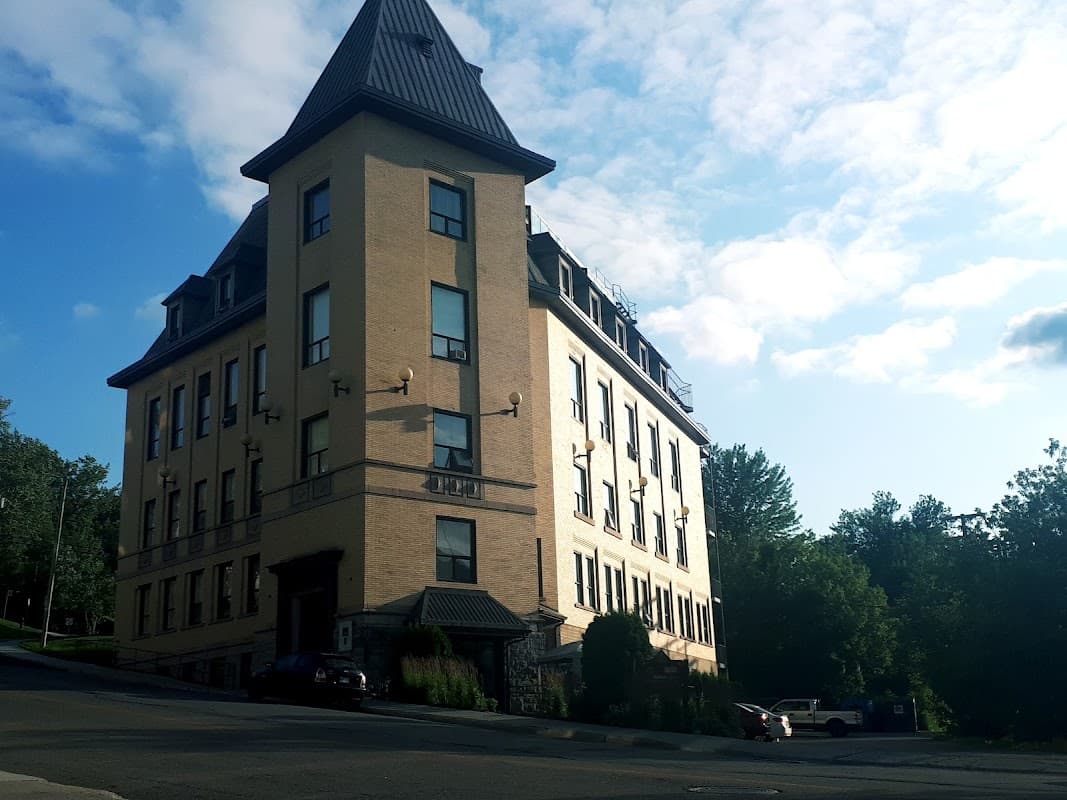 Le Château Dubuc - Photo 1