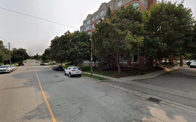 THE ELLINGTON - Photo 1