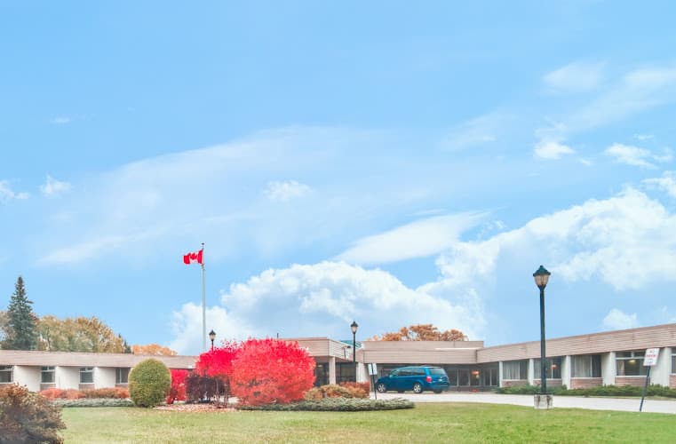 Extendicare Charleswood - Photo 1