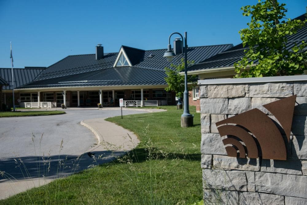 Grey Gables - Photo 1