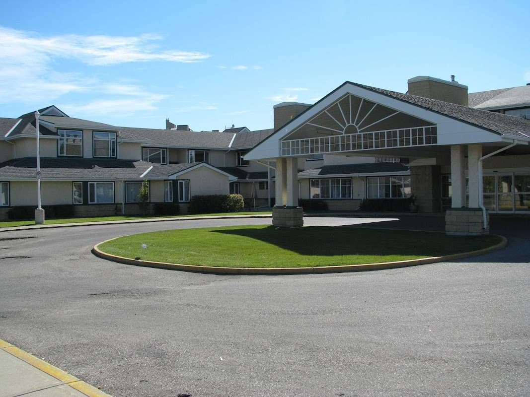 CapitalCare Laurier House Lynnwood - Photo 1