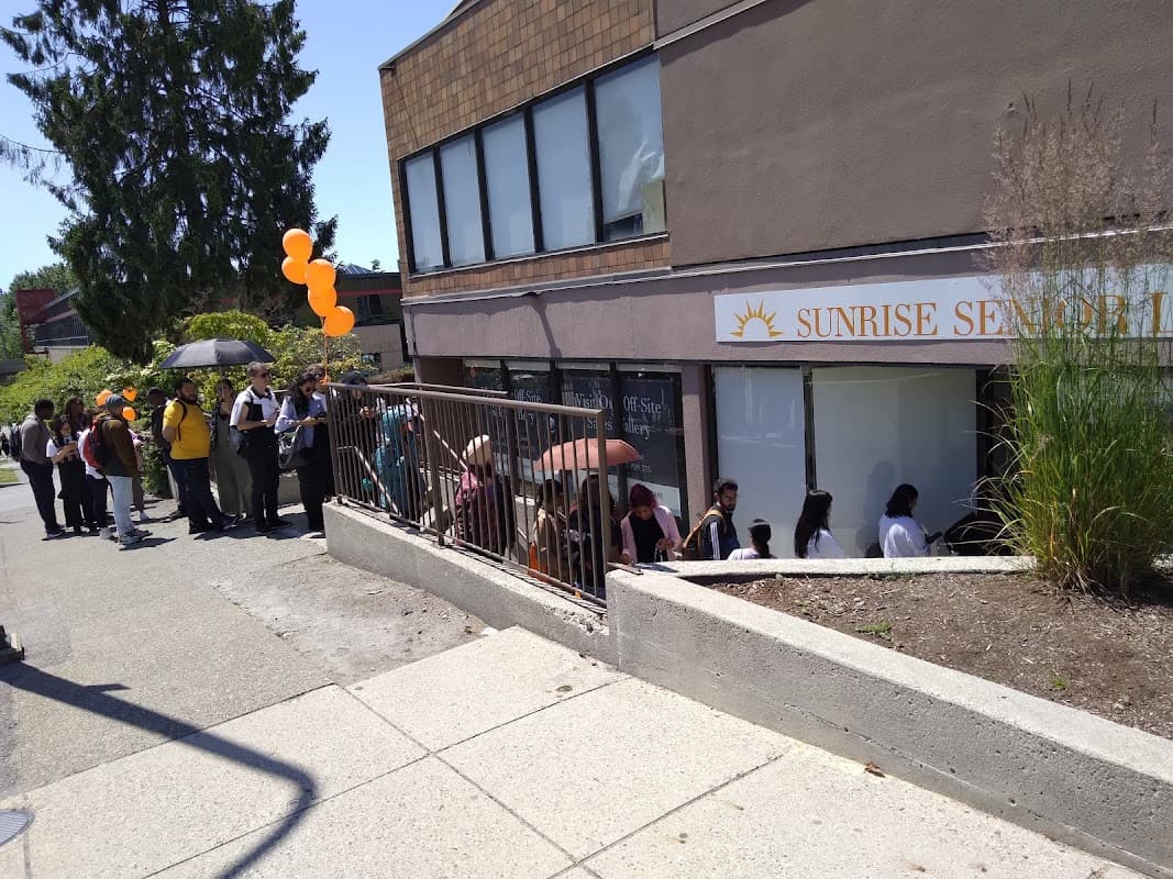 Belmont House - Photo 1